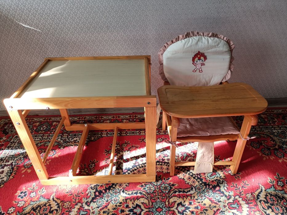 Стульчик для кормления