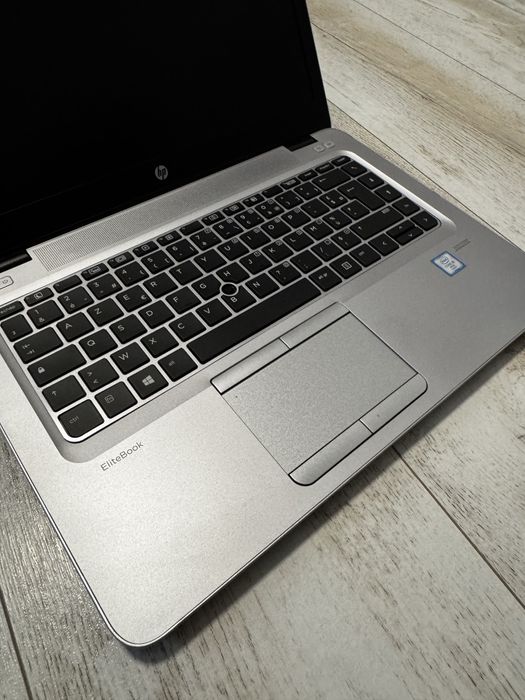 Laptop hp i5 generatia 6  8gb ram ddr4 ssd elitebook