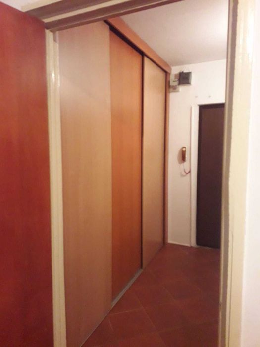 Garsoniera de inchiriat zona Mega Mall