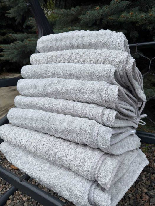 пледы новые, чистые