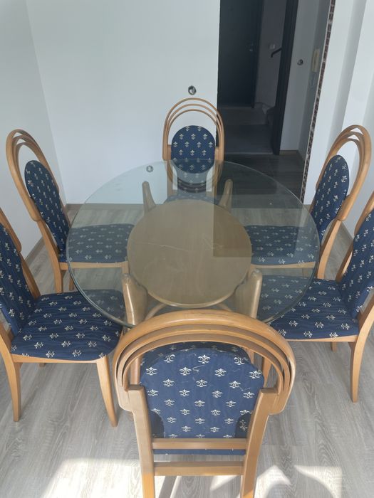 Трапезна маса с 6 стола