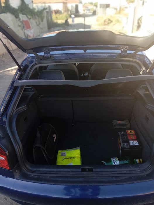 AUDI A3 1.6 Бензин