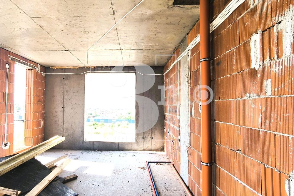 Продава се Тристаен апартамент в София, Люлин 5 - 77 кв.м за 1290 €/кв.м - Снимка #1