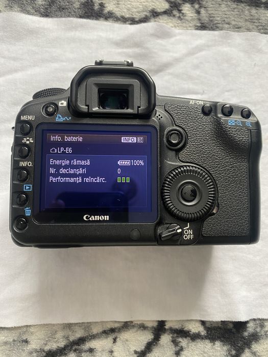 Canon 5D Mark 2 stare perfecta numar de cadre 75584