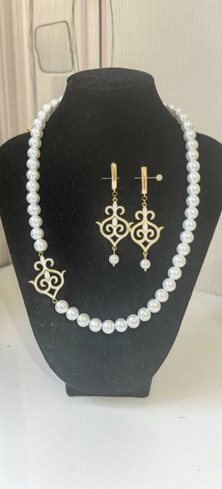 Украшения ручной работы