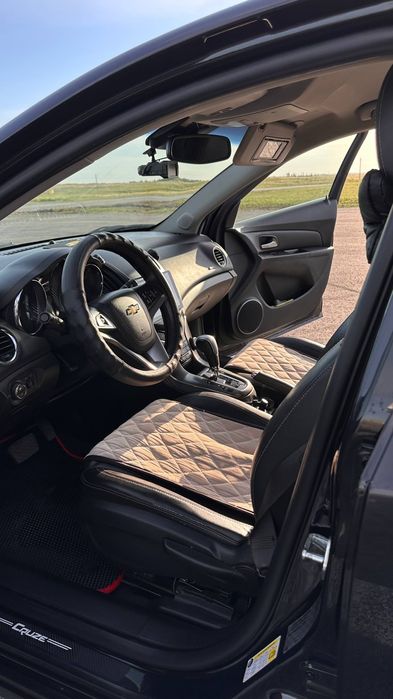 Продам Chevrolet Cruze