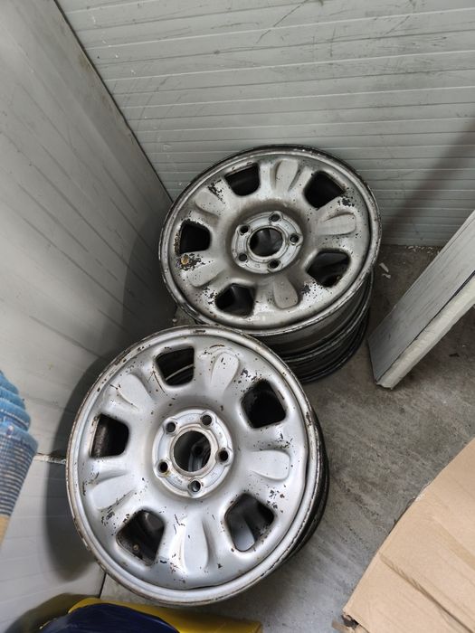 Vând jante Duster 16 originale