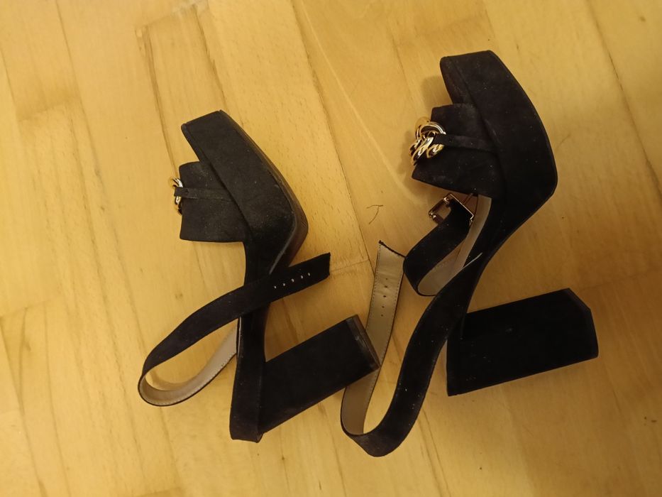 Sandale femei elegante măr.37