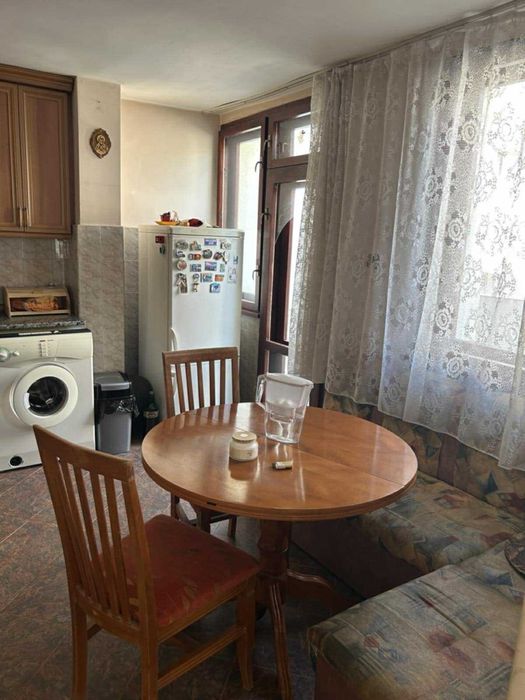 Продава се Двустаен апартамент в Варна, Цветен квартал - 75 кв.м за 2120 €/кв.м - Снимка #6