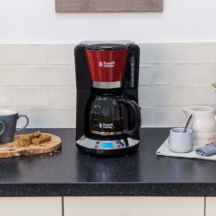 Кафемашина Russell Hobbs Digital Glass Victoria 1.25 L, технология за приготвяне на кафе WhirlTech, цифрово управление с програмируем таймер, 1100W