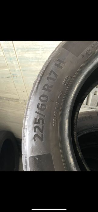 225 60 17 Continental