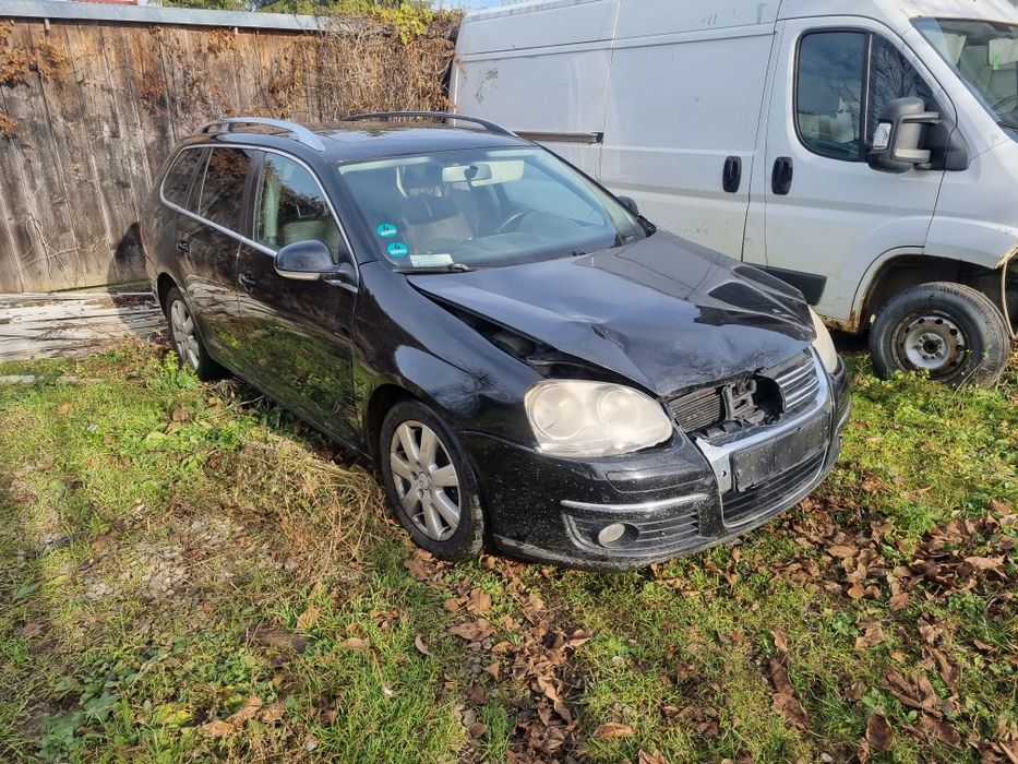 Dezmembrez golf5 plus  1.9 tdi