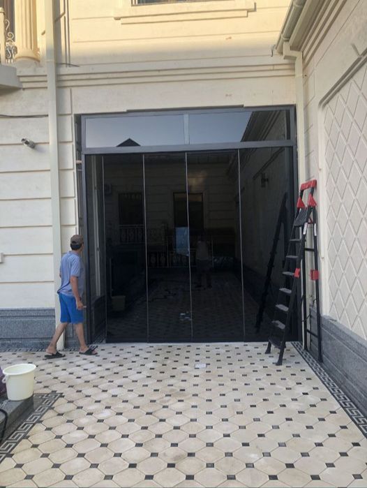 Офисные стеклянные перегородки из калёного стекла 10 мм $38