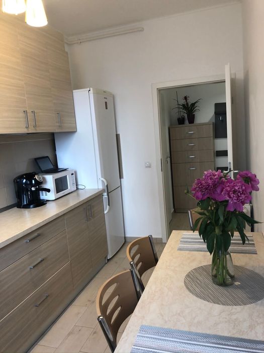 Vand garsoniera total decomandata 42mp utili cu Boxa inclusa