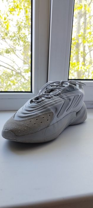 Adidas ozelia Sneakers