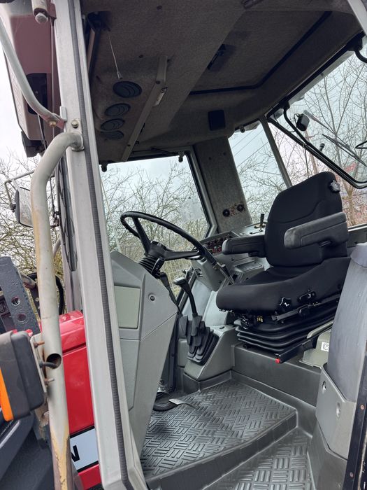 Tractor Massey Ferguson 3065 Cu Încărcător Frontal