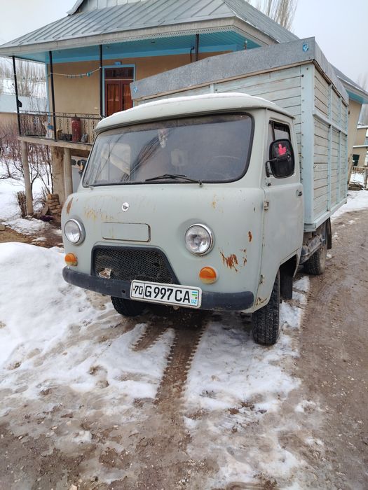 УАЗ бортовой 452