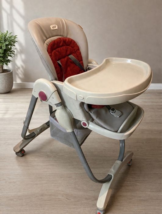 манеж и десткий стульчик