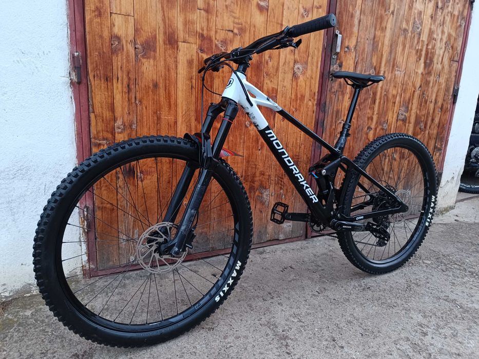 2025 Mondraker Raze