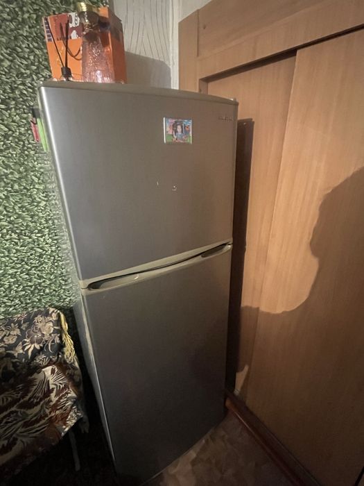 Срочно продам халодилник