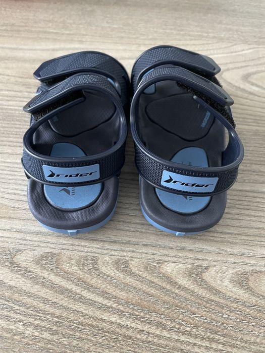 Обувки за бебе