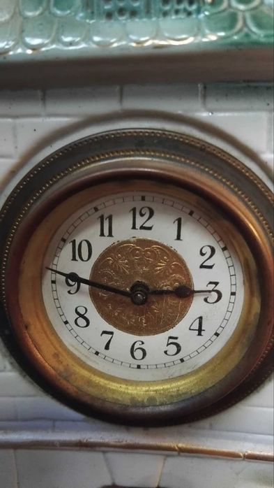 Порцеланов часовник с 2 вази - комплект