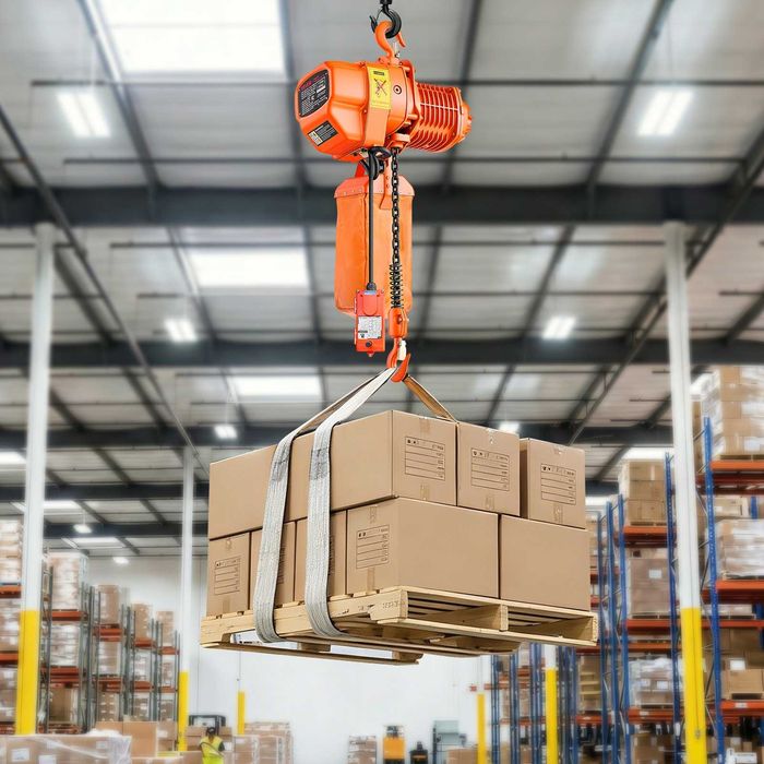 Palan electric cu lant 500 kg, ridicare 6 m, trifazat, doua viteze, telecomanda fara fir 100 m si cu fir 4,5 m, lant G80