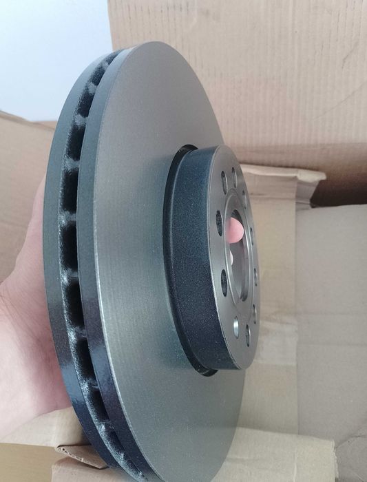 Discuri de frana ventilate, Brembo OE Supplier, Made în Italy