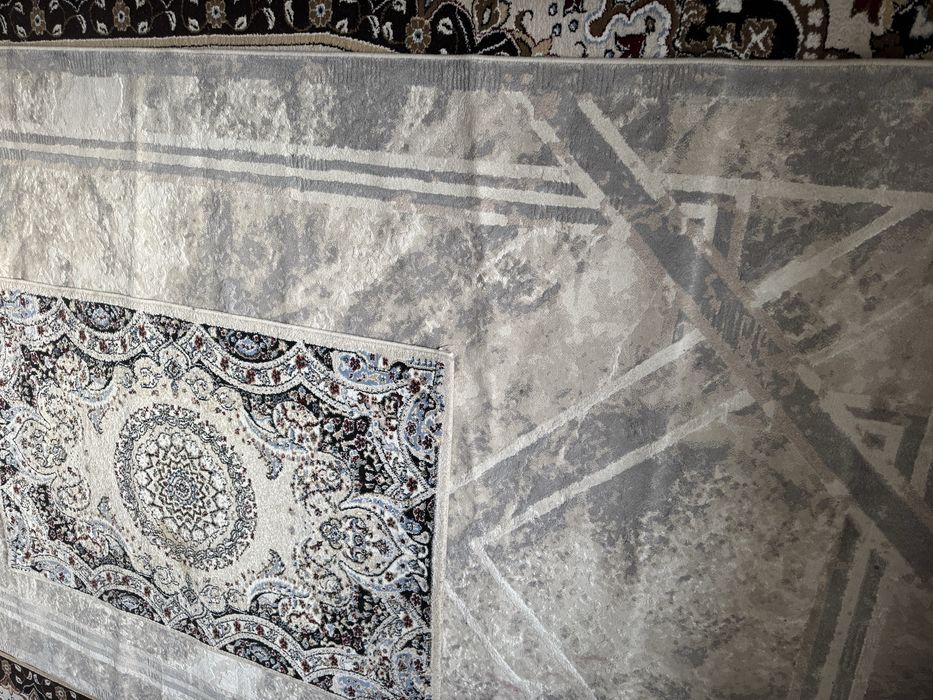 Продам ковры 4х2  и 1-1,5