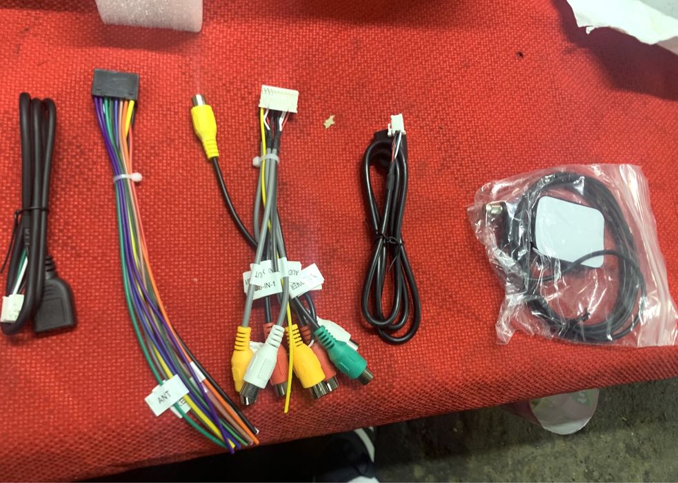 Планшет для авто Андройд (новый)