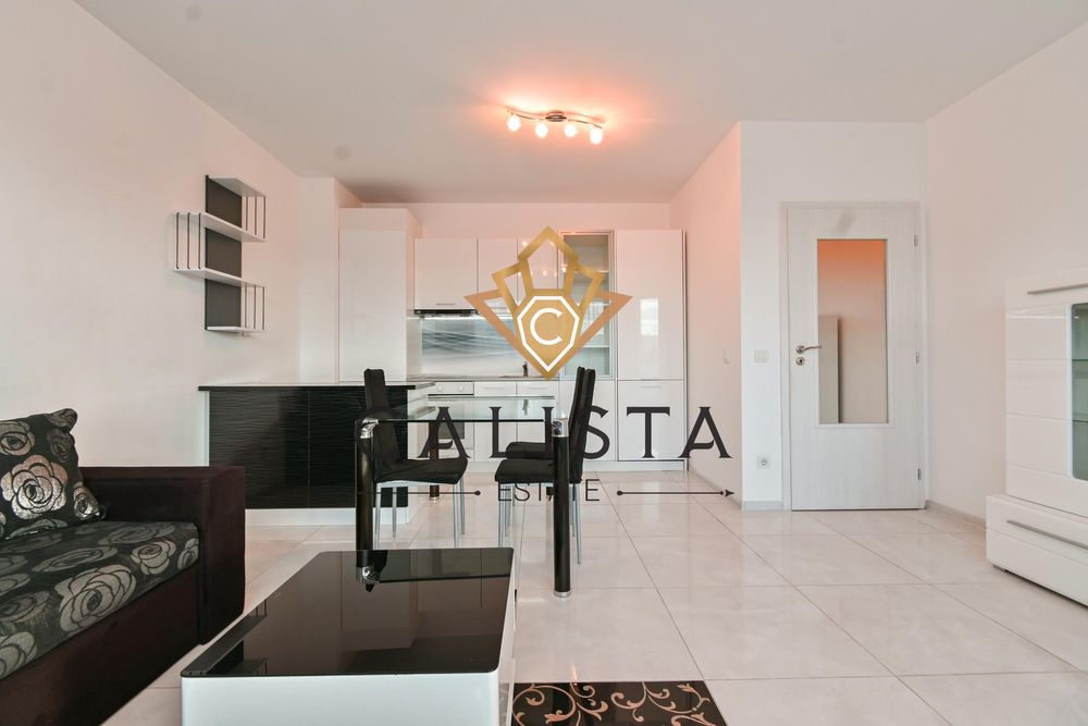 Дава се под наем Тристаен апартамент в София, Красна поляна 3 - 96 кв.м за 749 € - Снимка #2