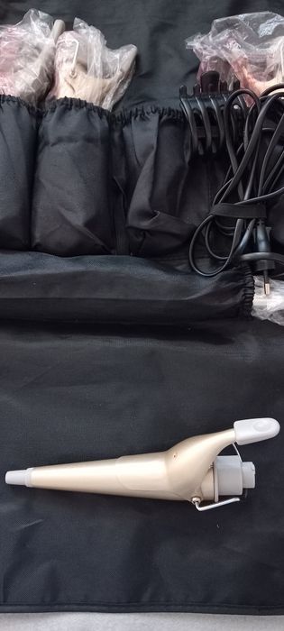 Продавам маша Philips