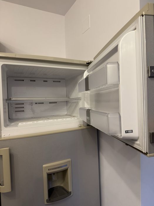 Frigider beko no frost
