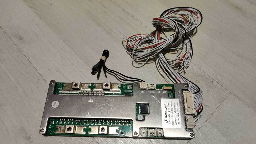 Smart BMS Jiabaida JBD AP21S001 – 8S-21S LiFePO4 / NMC (100A, UART, RS485)