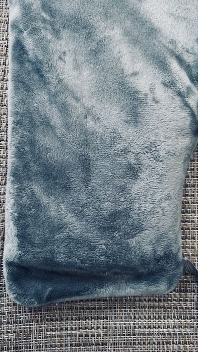 Медицинска възглавница с черешови костилки