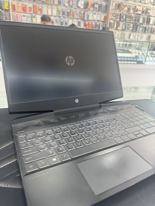 Hp Omen i7-9th 8/256+1Tb HDD/1660Ti 6Gb 15.6 Ips