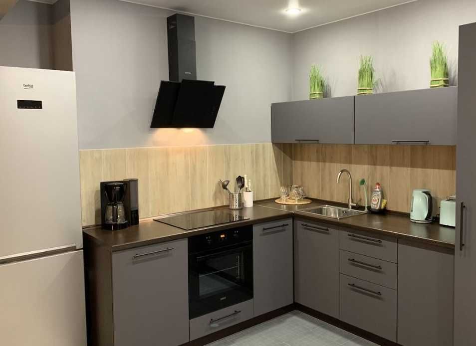 Дава се под наем Тристаен апартамент в Бургас, Крайморие - 85 кв.м за 280.5 € - Снимка #2