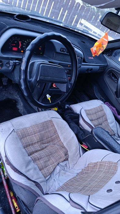 Продам машину ваз 2115