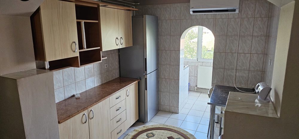 Inchiriez ap 2 camere