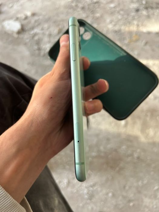 Продам Iphone 11 128гб