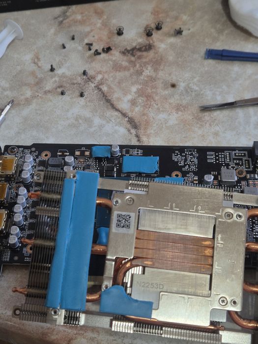 Видеокамера Gigabyte GeForce RTX 3060 Ti