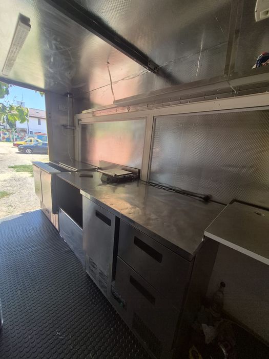 Autorulota food truck mercedes