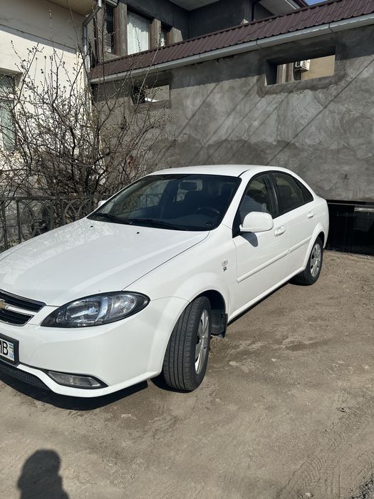 Chevrolet Gentra Чевролет Жентра