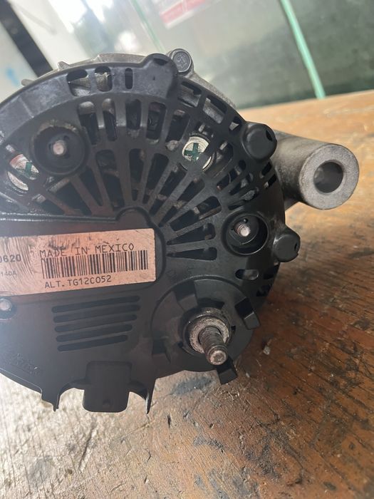 Alternator opel insignia 2012 2.0 d 163 cp