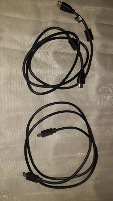Vând 2 cabluri hdmi