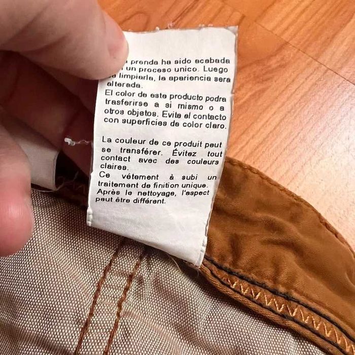 Pantaloni Hugo Boss chino croiala tapered fit maro