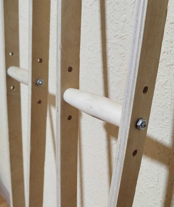 Доставка. Костыли деревянные