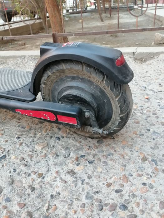 Электросамокат HOVERBOT UN 01