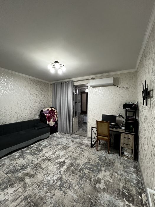 Срочна сотилади!!! Яшнабот жк иззат Азия хаус