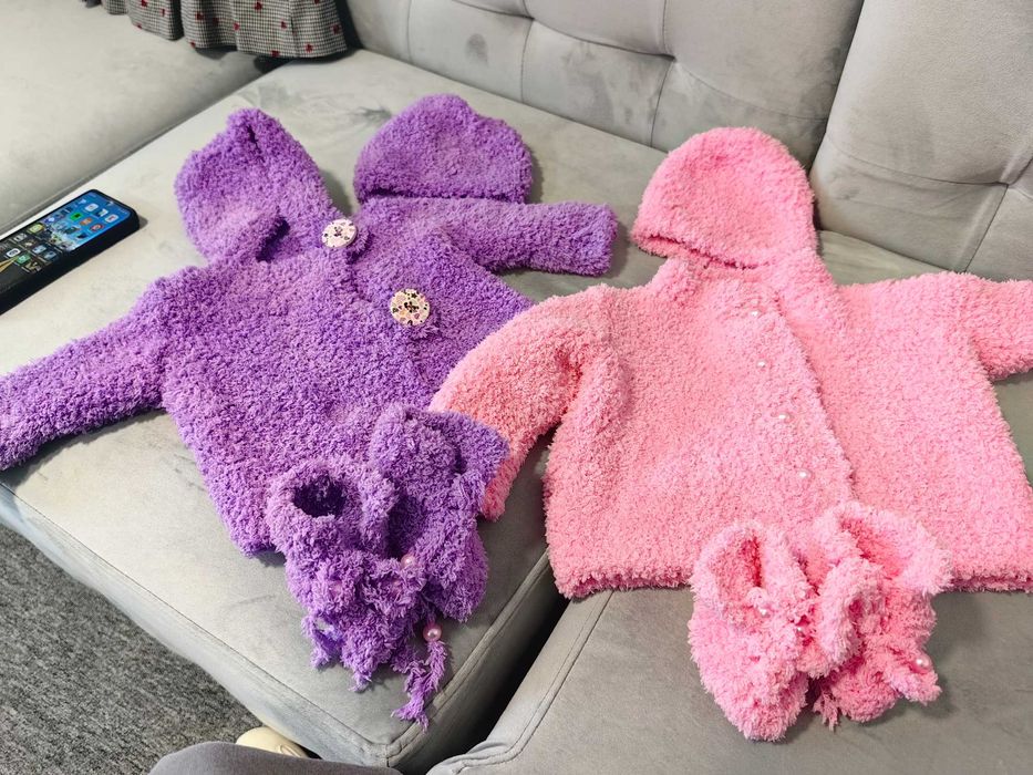 Set pulovere croșetate fetițe